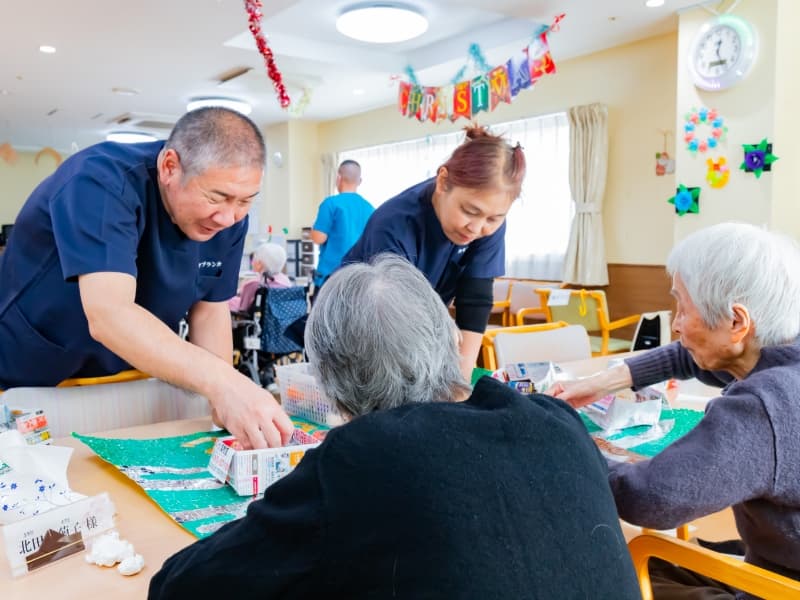 笑顔のスタッフと利用者様